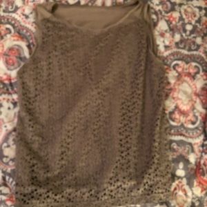 Large LOFT tank top✨